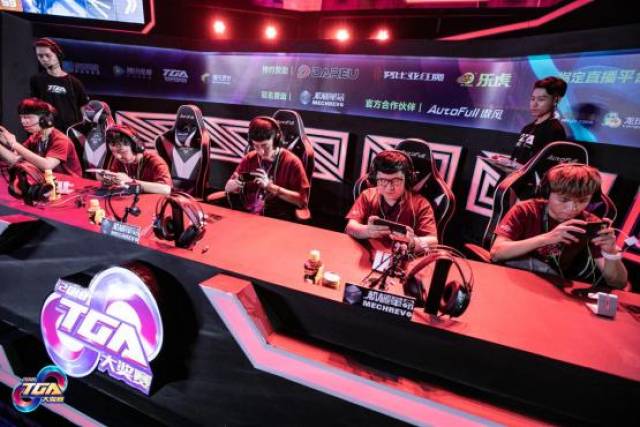 定体现了巴 定体现了巴