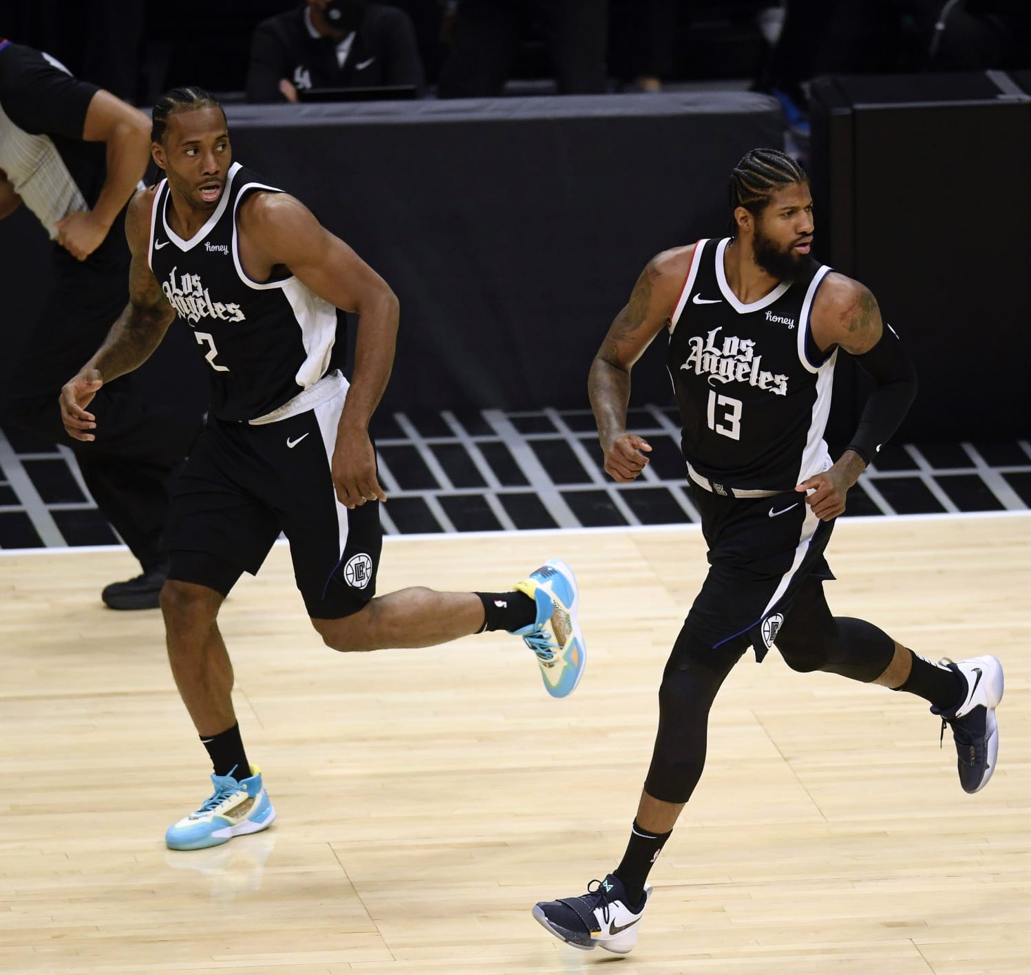 扩大战术边 扩大战术边